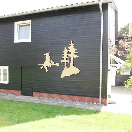 With 2 Bedrooms Botel